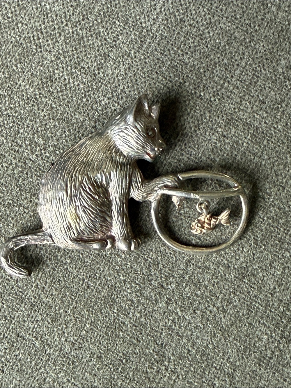 Vintage Sterling Silver 926 Cat Fish fishbowl Brooch Pin moving fish